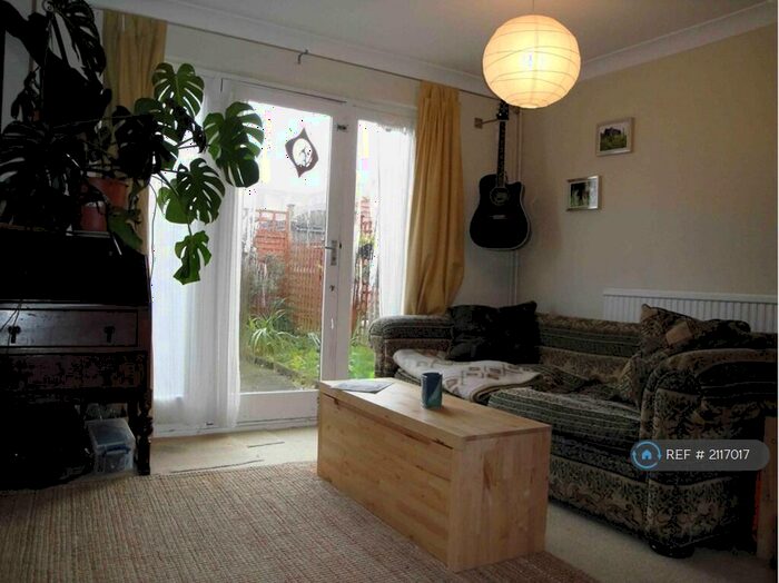 2 Bedroom Semi-Detached House To Rent In The High Street, Milton Keynes, MK8