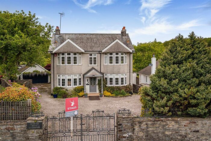5 Bedroom Detached House For Sale In Clearbrook, Yelverton - Adjacent To Open Moorland, PL20