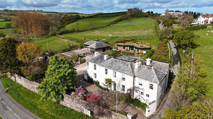 6 Bedroom Detached House For Sale In Coastal Estate In Abbotsham, EX39
