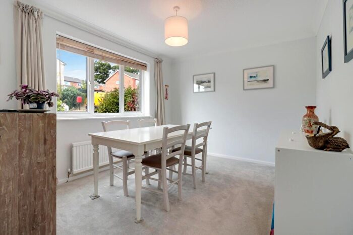 4 Bedroom Detached House For Sale In Valley Way, Exmouth, EX8