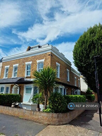 1 Bedroom Flat To Rent In Godwin Road, London, E7