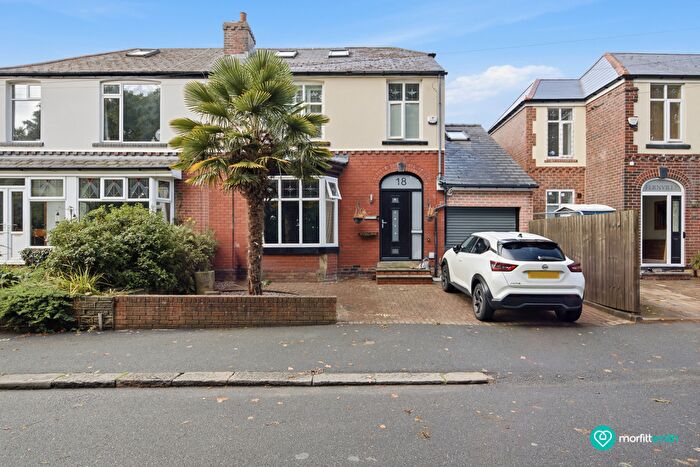 4 Bedroom Semi-Detached House For Sale In Don Avenue, Sheffield, S6