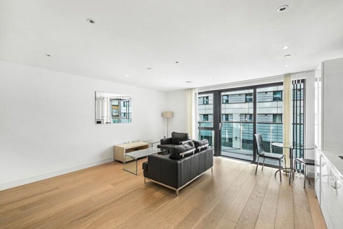 Apartment To Rent In Commercial Street London, E1