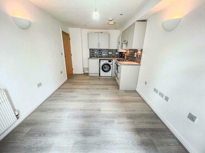 2 Bedroom Flat To Rent In Birchfield, Palmerston Road, HA3