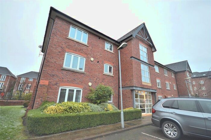 2 Bedroom Flat To Rent In Waterside, Sale, M33