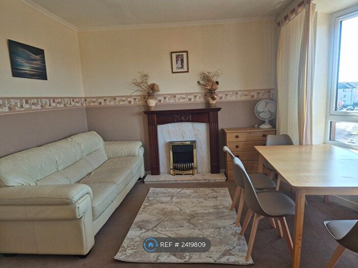 2 Bedroom Flat To Rent In Main Street, Glasgow, G40