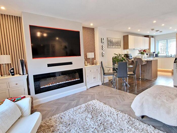 3 Bedroom Terraced House For Sale In Walker Road, Upper Heyford, Bicester, OX25