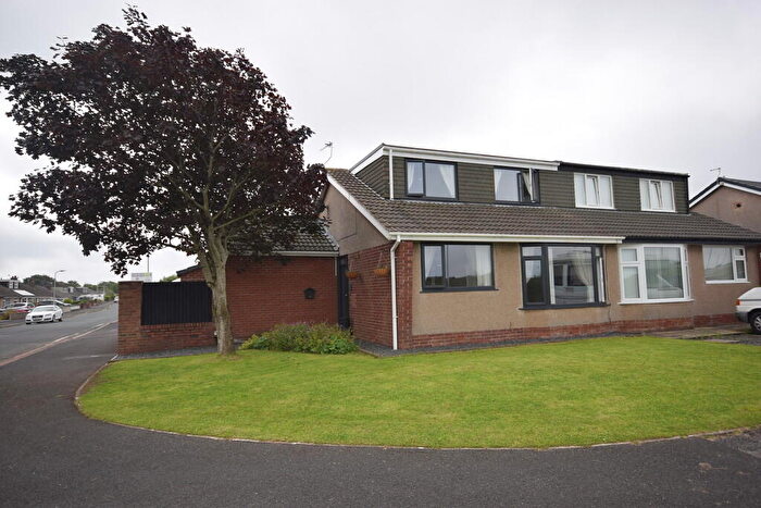 3 Bedroom Semi-Detached Bungalow For Sale In Helvellyn Walk, Barrow-in-Furness, LA14