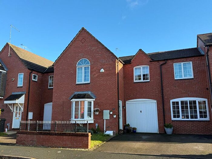 3 Bedroom Terraced House For Sale In Quintonside, Grange Park, Northampton, NN4