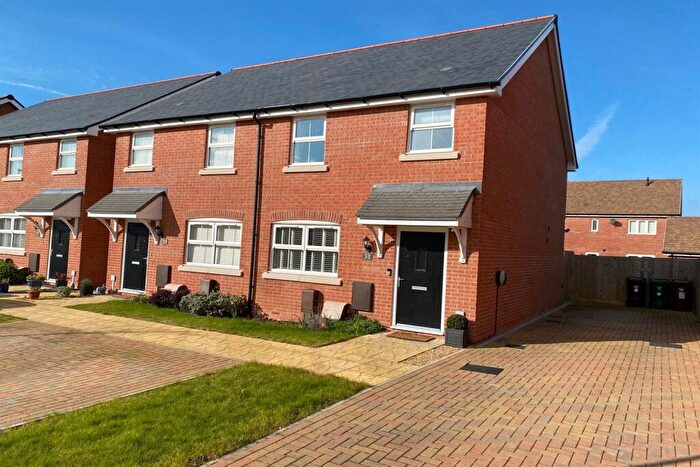 2 Bedroom Semi-Detached House To Rent In Alfrey Close, Southbourne, Emsworth, PO10