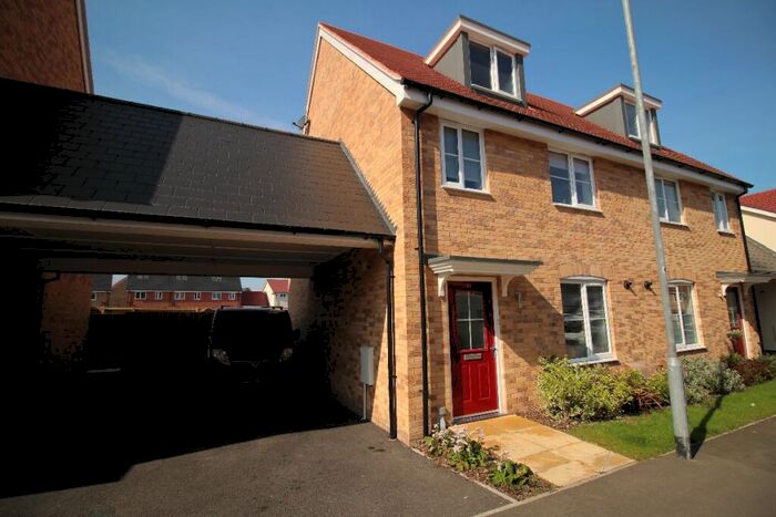 4 Bedroom Semi-Detached House To Rent In Haygreen Road, Witham, Essex, CM8