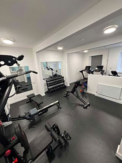 Studio To Rent In Fenham Hall Drive, Newcastle Upon Tyne, NE4