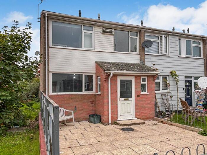 3 Bedroom Terraced House For Sale In Upton Heath, Upton, BH16