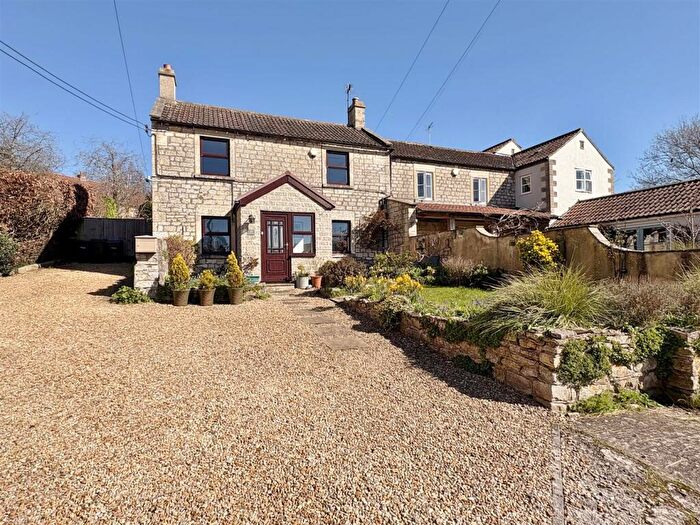 3 Bedroom Semi Detached House For Sale In Trowbridge Road, Bradford-On-Avon, BA15
