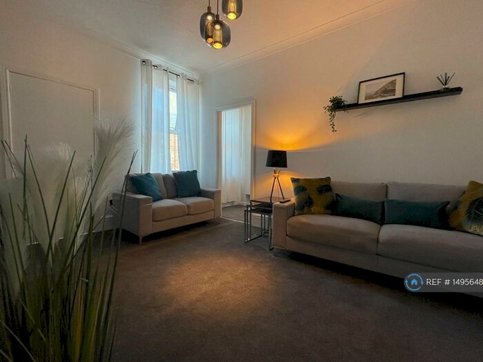 4 Bedroom Flat To Rent In Brighton Road, Gateshead, NE8