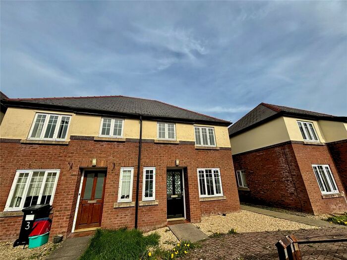 3 Bedroom Semi-Detached House To Rent In Gerddi Glandwr, Newtown, Powys, SY16