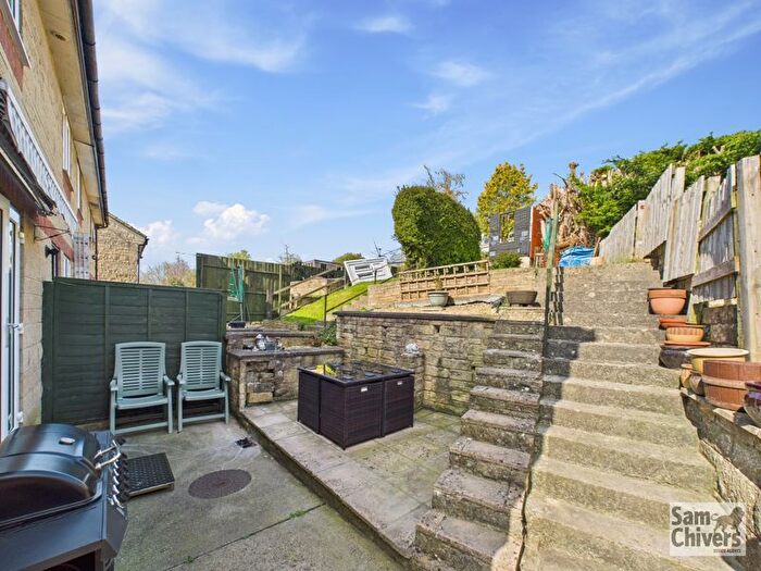 3 Bedroom End Of Terrace House For Sale In Daneacre Road, Radstock, BA3