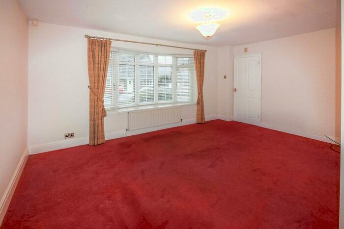 2 Bedroom Bungalow To Rent In Malvern Way, Helmshore, Rossendale, BB4