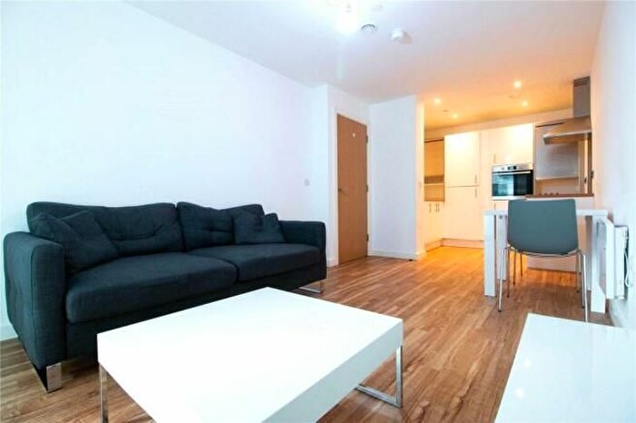 1 Bedroom Flat To Rent In Michigan Point Tower B, Michigan Avenue, Salford, M50