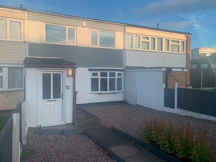 3 Bedroom House To Rent In Rathlin Croft, Birmingham, B36