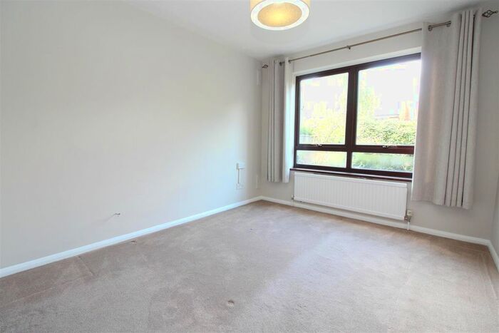 1 Bedroom Maisonette To Rent In Penny Court, Worley Road, St Albans, AL3