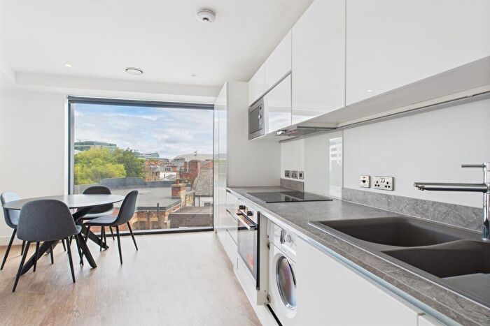 2 Bedroom Apartment To Rent In Hadrians Tower, Rutherford Street, Newcastle Upon Tyne, NE4