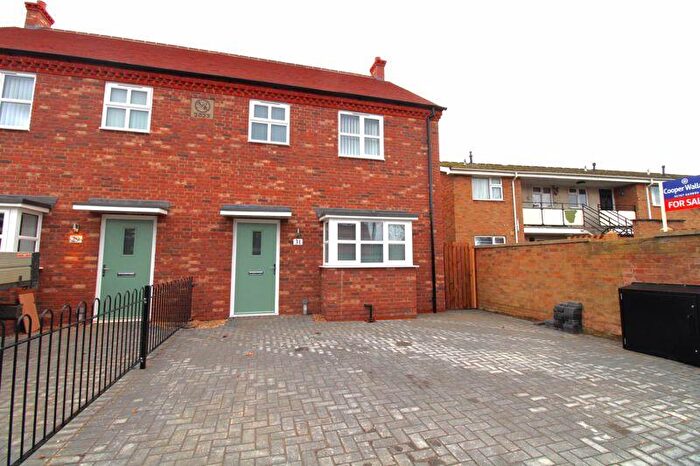 3 Bedroom Semi-Detached House To Rent In London Road, Sandy, SG19