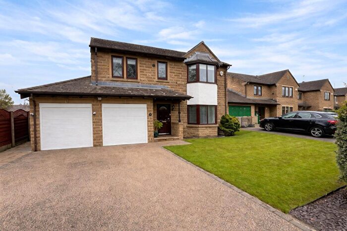 4 Bedroom Detached House For Sale In Cross Road, Idle, Bradford, BD10