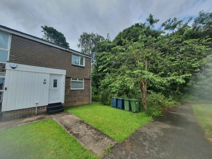 2 Bedroom Flat To Rent In Maxton Close, Moorside, Sunderland, SR3