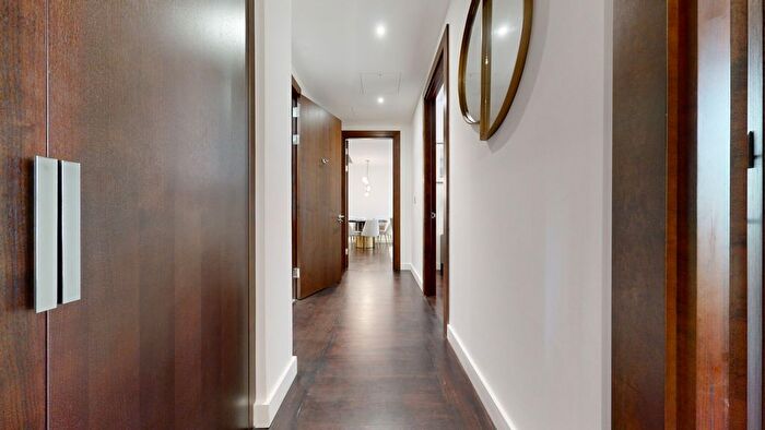 3 Bedroom Flat To Rent In Charles Clowes Walk, Nine Elms, SW11