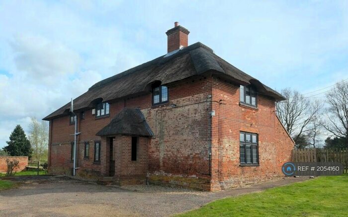 4 Bedroom Detached House To Rent In Farm Lane, Norwich, NR13