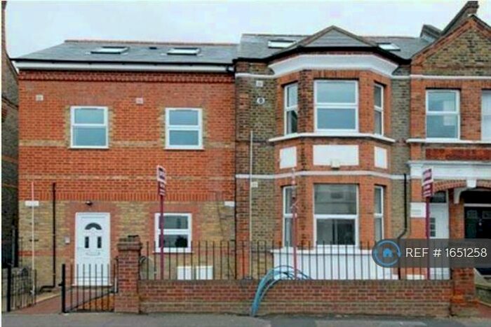 1 Bedroom Flat To Rent In Honor Oak Park, London, SE23