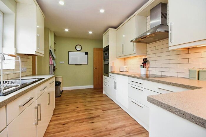 4 Bedroom Detached House For Sale In Bailey Dale, Colchester, CO3