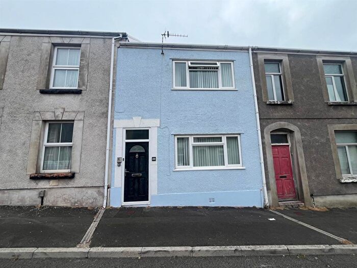 3 Bedroom Terraced House For Sale In Cambridge Street, Uplands, Swansea, SA2