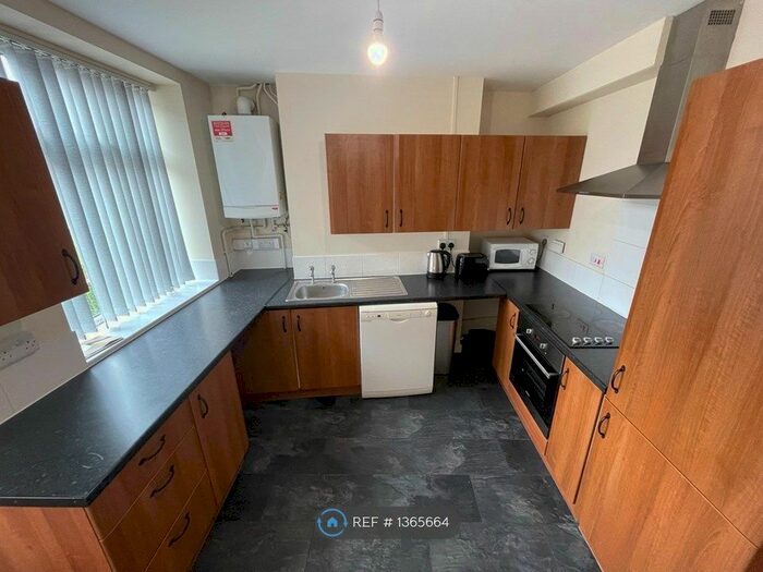 3 Bedroom End Of Terrace House To Rent In Leason Street, Stoke-On-Trent, ST4