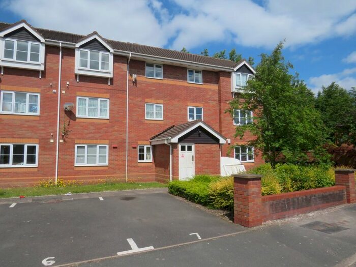 2 Bedroom Flat To Rent In Morville Croft, Bilston, WV14