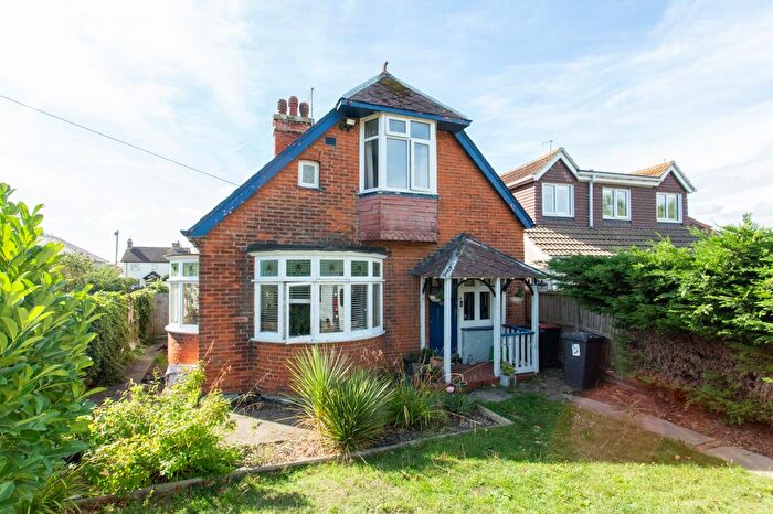 3 Bedroom Detached House For Sale In Oxenden Square, Herne Bay, Kent, CT6