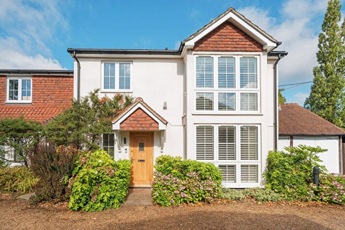 4 Bedroom Semi-Detached House For Sale In Church View Close, Elstead, GU8