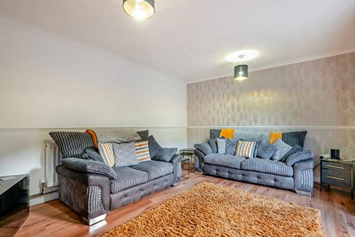 3 Bedroom End Of Terrace House For Sale In Carbonne Close, Monmouth, Monmouthsire, NP25