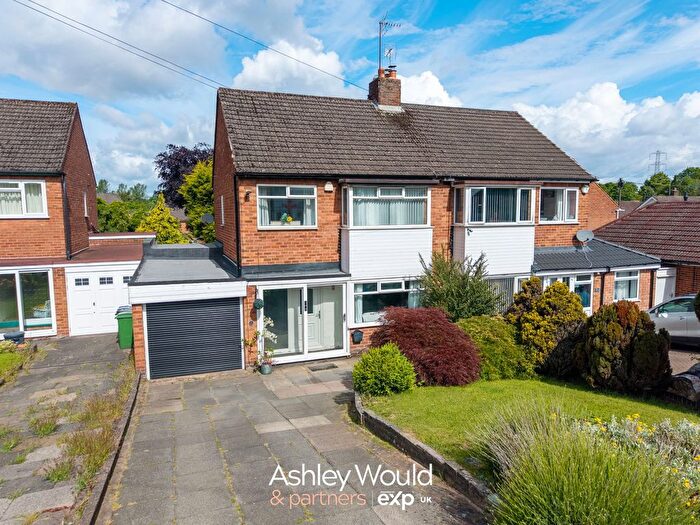 3 Bedroom Semi Detached House For Sale In Alvin Close, Halesowen, B62