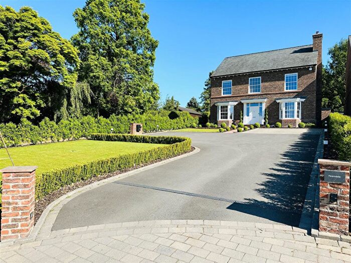 5 Bedroom Detached House For Sale In The Green, Stillingfleet, York, YO19