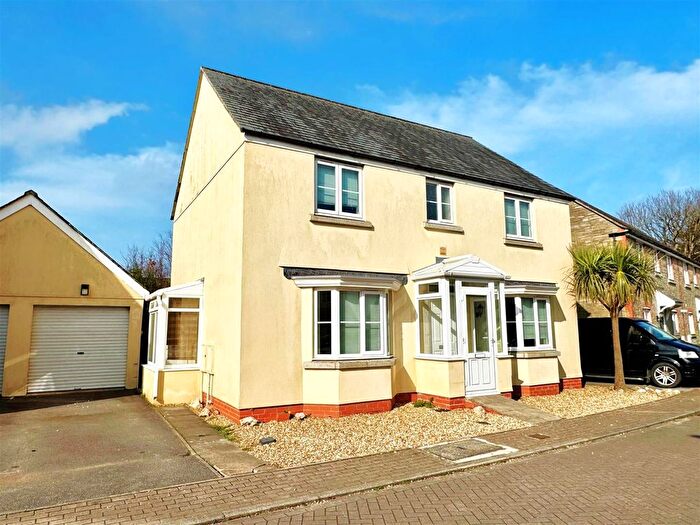 4 Bedroom Detached House For Sale In The Hurlings, St. Columb, TR9