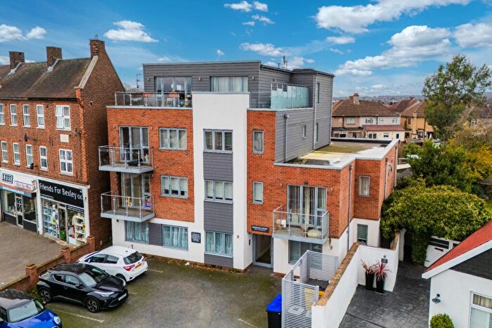 2 Bedroom Flat For Sale In Bowyer Court, Pickford Lane, Bexleyheath, Kent, DA7