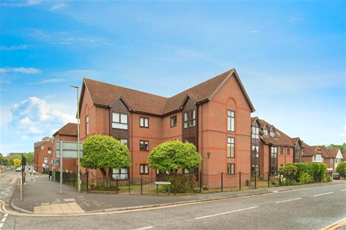 2 Bedroom Flat To Rent In Firwood Court, Southwell Park Road, GU15
