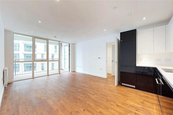1 Bedroom Flat To Rent In Discovery Tower, London, E16