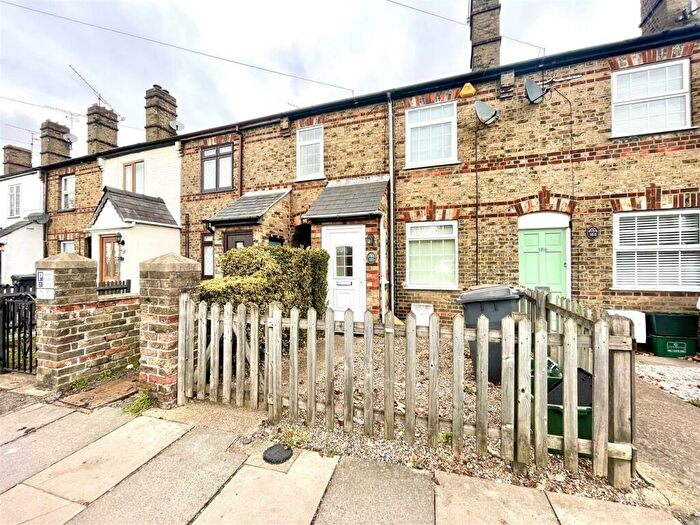 3 Bedroom Terraced House To Rent In Rainsford Road, Chelmsford, CM1