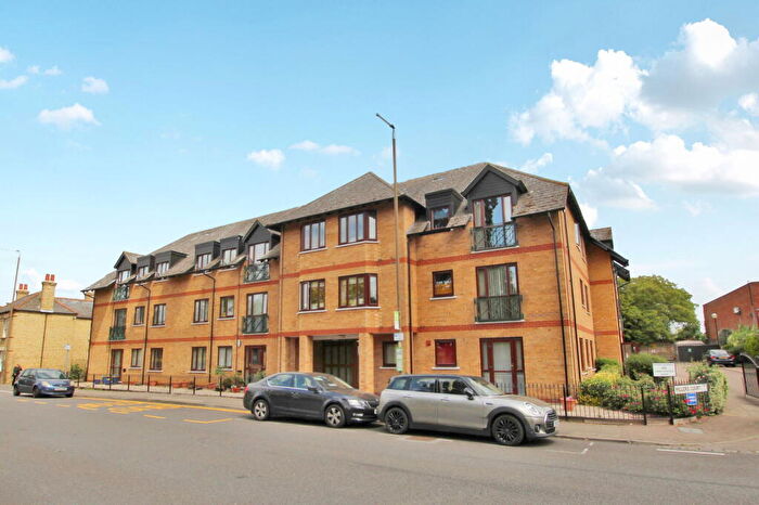 2 Bedroom Retirement Property For Sale In Shortmead Street, Biggleswade, SG18