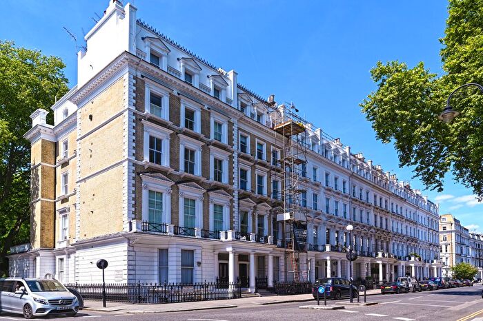 Studio To Rent In Collingham Road, SW5