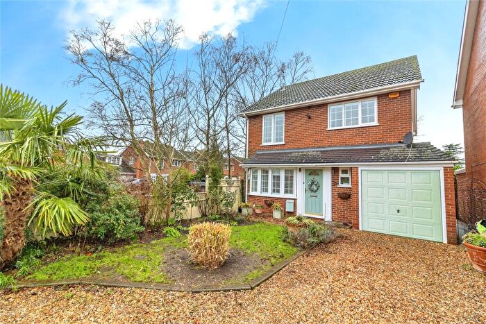 4 Bedroom Detached House For Sale In High Street South, Leighton Buzzard, Bedfordshire, LU7