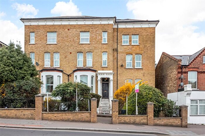 3 Bedroom Apartment For Sale In Portland Road, London, SE25